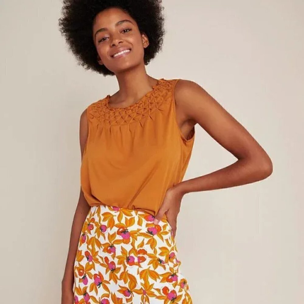 Maeve Anthropologie Justine Smocked Top in Honey, Size XS